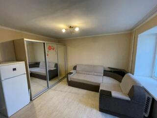 Продам 1-но комнатную квартиру на Заболотного с ремонтом.