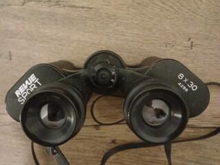 Продам бинокли в отличном состоянии, все на фотографиях оригинал.