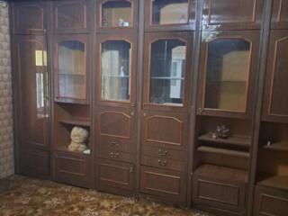 Стенку б. У.