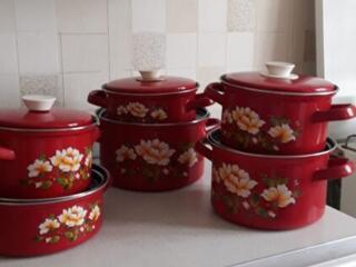 Продам набор кастрюль