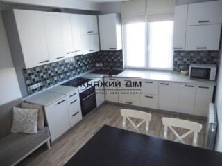 Продажа 2-х уровневой 5 комнатной квартиры по просп. Григоренко Петра 