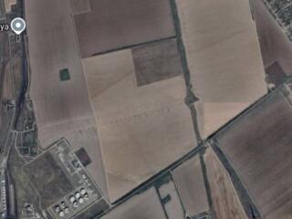 Предлагается к продаже земельный участок площадью 10 гектаров. ...