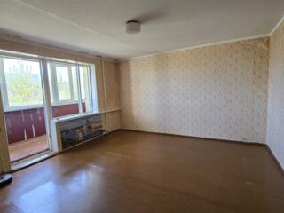 Предлагается к продаже двухомнатная квартира в тихом уютном ...