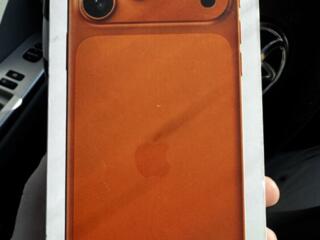 iPhone 17 pro max 256 оранжевый 1520$