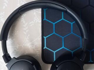 Продам наушники JBL