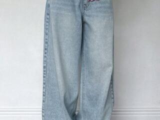 Продам новые джинсы.