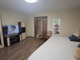 Продам 3-х комнатную квартиру в кирпичном доме ул, Махачкалинская.