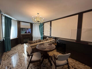 Apartament ultracentru spre chirie cu 2 camere!  - Suprafața de 50 ...