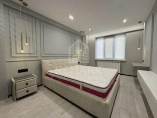 Apartament cu 3 camere la Buiucani  - Apartamentul are 80mp. - ...