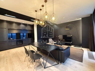 Chirie apartament în complexul Crown Plaza Park, ultracentral, ...