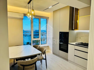 Chirie apartament nou cu 3 camere la Buiucani ! - Suprafața de 65mp. .