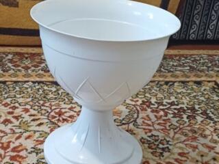 Вазон напольный