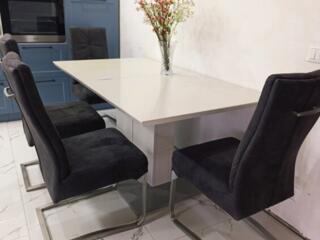 Стол и стулья из Германии