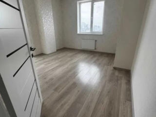 Продам квартиру 80.8 кв. м., 4/19, новый дом, жк 41-я Жемчужина.