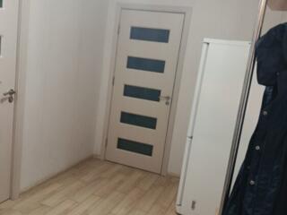 Сдаётся 3-х комнатная квартира. Красные Казармы