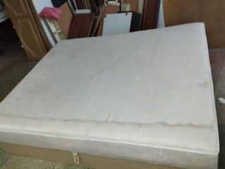 160*200 кровать с нишей