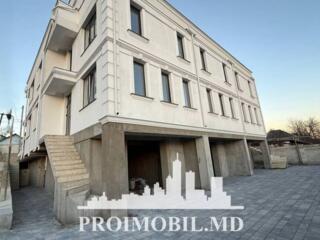 Vă propunem spre vânzare acest townhouse,or. Durlești, str. Junimii, .