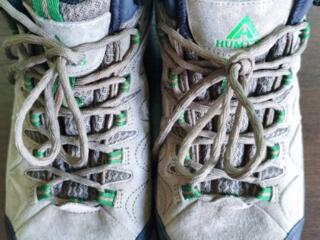 Продам кроссовки Humtto(новые)