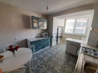 Оренда 3-кімнатної квартири біля Цирку, вул. Тургенєвська 16. поряд ..