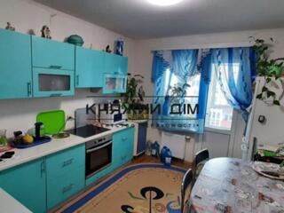 На продаж пропонується 2-кімнатна квартира на Позняках в ЖК ...