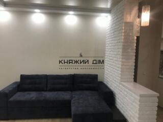 Продаж 1 кімнатної квартири студії на вул. Урлівській 23а, 40 кв. м, .