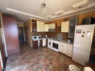 Предлагается к продаже однокомнатная квартира с ремонтом на Таирова, .