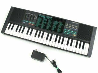 Продаю Yamaha PSS-270
