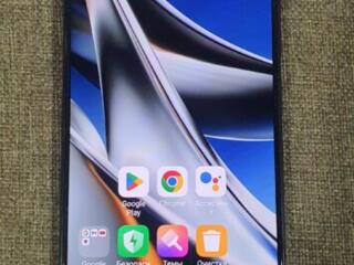 Redmi note 11 Pro 5g 8/128 в идеальном состоянии, чехол в подарок.