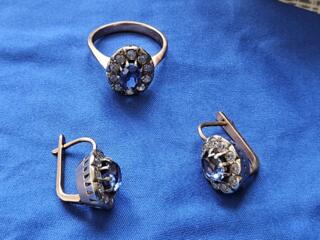 Информация о продаже: Набор "Русская красавица", серьги и кольцо. 