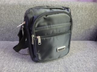 Geanta noua cu pereti grosi-dubli/ Новая сумка.