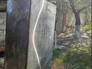 Se vinde recipient din inox, 250 L