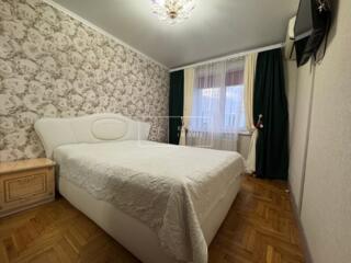 Vă propunem spre vânzare apartament cu 2 odăi separate, bloc ...