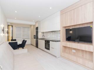 Se vinde apartament absolut nou în complexul Artima, amplasat reușit .