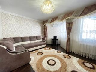 Se oferă spre chirie apartament în sectorul Centru cu amplasare ...