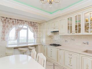 Se oferă spre vânzare un apartament spațios cu 3 dormitoare și ...