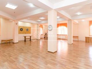 Se oferă spre chirie spațiu de birouri pe str. Ginta Latină, sectorul 