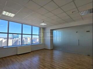 Se oferă spre chirie spațiu de birouri în centrul orașului, pe bd. ...