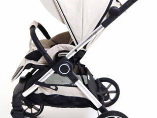 Продам в отличном состоянии прогулочную коляску!