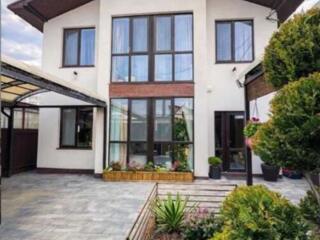 Уютный 2х этажный дом на Таирова