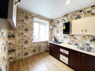 Продаю 1к. квартиру в Лісках, вул. Г. Алмазова