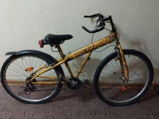 Продается велосипед, привезен из Германии.