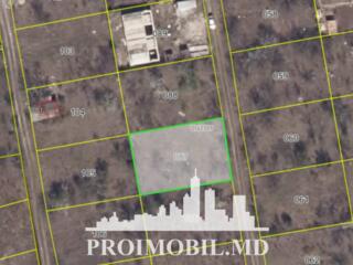 ​ ​ ​ Spre vânzare se oferă teren pentru construcție, situat în com. .