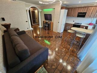 Оренда 2-х к.кв. - студіо на метро Звіринецькій ( Дружби Народів ) по 