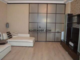 Продається затишна квартира у Шевченкiвському районі на вулиці ...