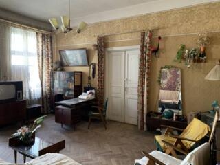 Жить в центре — это особый стиль жизни. Предлагается к продаже ...