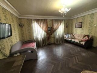 Предлагается к продаже частный дом в Хаджибеевском районе Одессы. ...