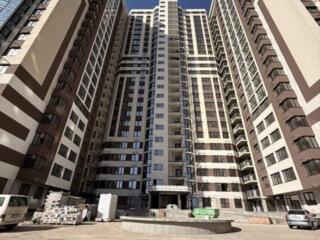 В продаже коммерческое фасадное помещение в новом современном доме в .