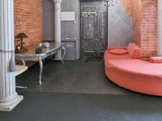 Продам шикарное помещение в шикарном месте , пер. Мукачевский