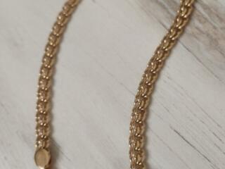 Золотой браслет для дам.