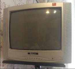 TOCHIBA 49L5660 EV. Smart, Wi-Fi. Декод. DVB-C иCombo. Роут. TV SATURN